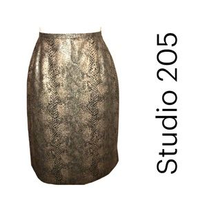 Snakeskin embossed skirt by Studio 205